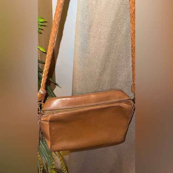 ABLE AUORA CROSSBODY BAG | GENUINE LEATHER - Picture 6 of 14